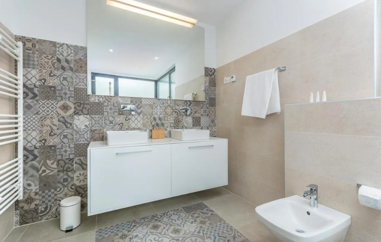 Villa Paolo By Seeadria Agency Buzinija Guest house