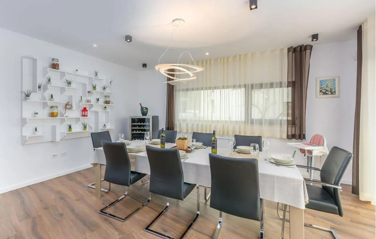 Guest house Villa Paolo By Seeadria Agency Buzinija