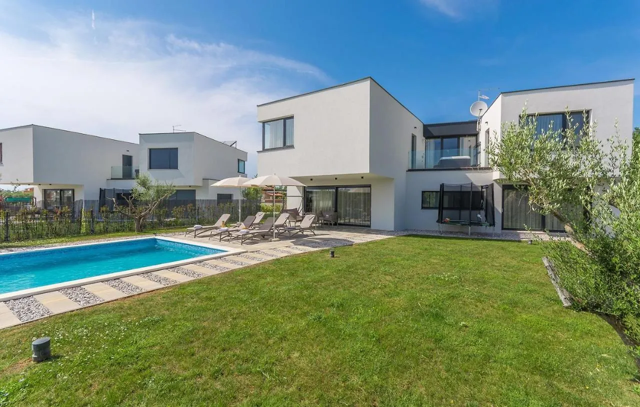 Villa Paolo By Seeadria Agency Buzinija 0*,  Croatia