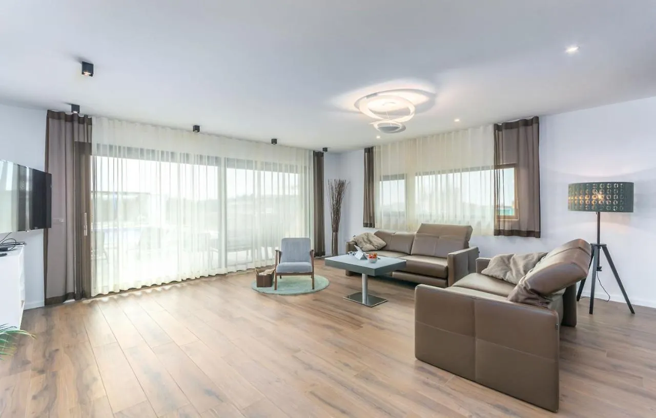 Villa Paolo By Seeadria Agency Buzinija Guest house