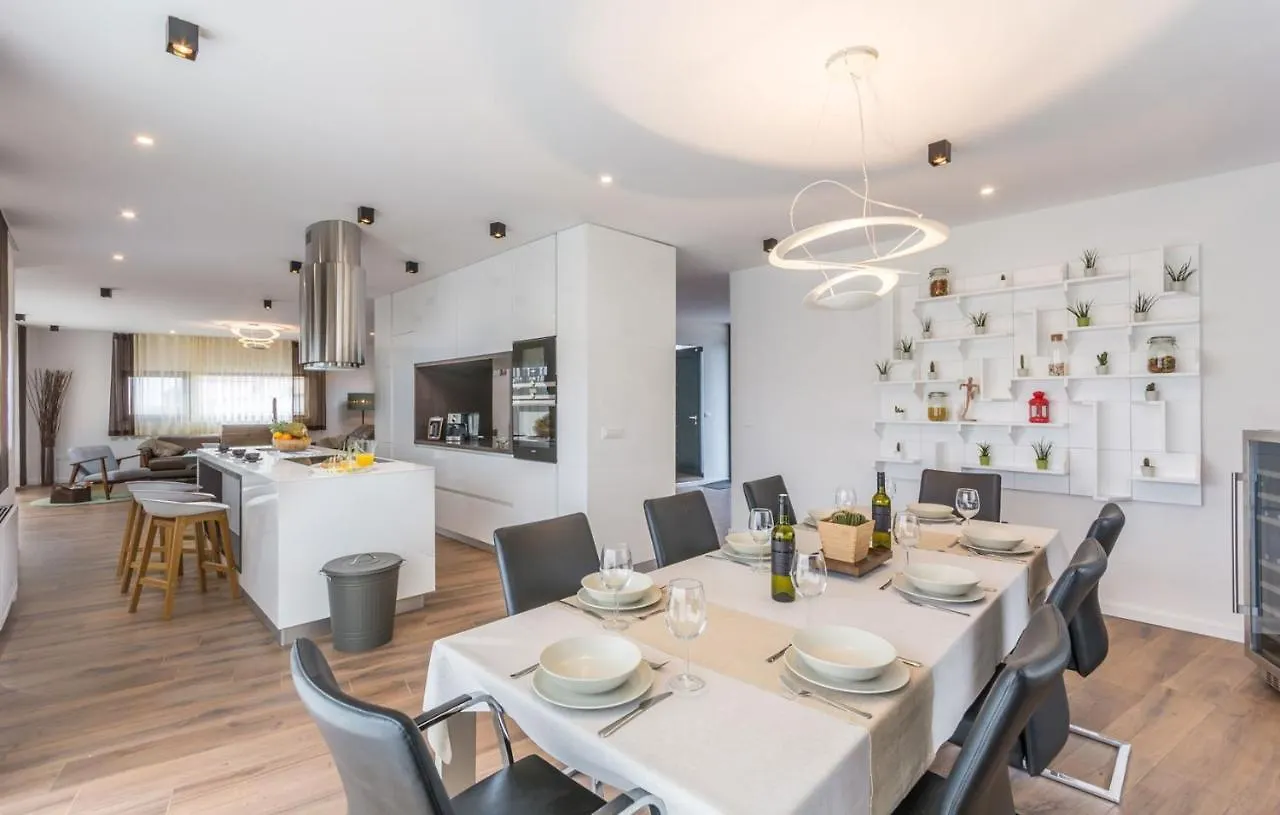 Villa Paolo By Seeadria Agency Buzinija Croatia