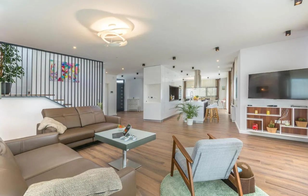 Guest house Villa Paolo By Seeadria Agency Buzinija